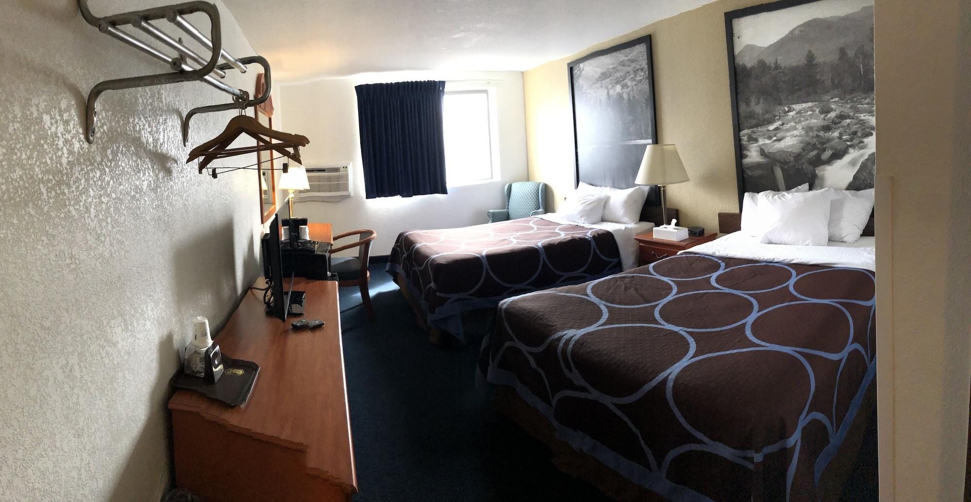 Super 8 By Wyndham Montgomery Maybrook Luaran gambar