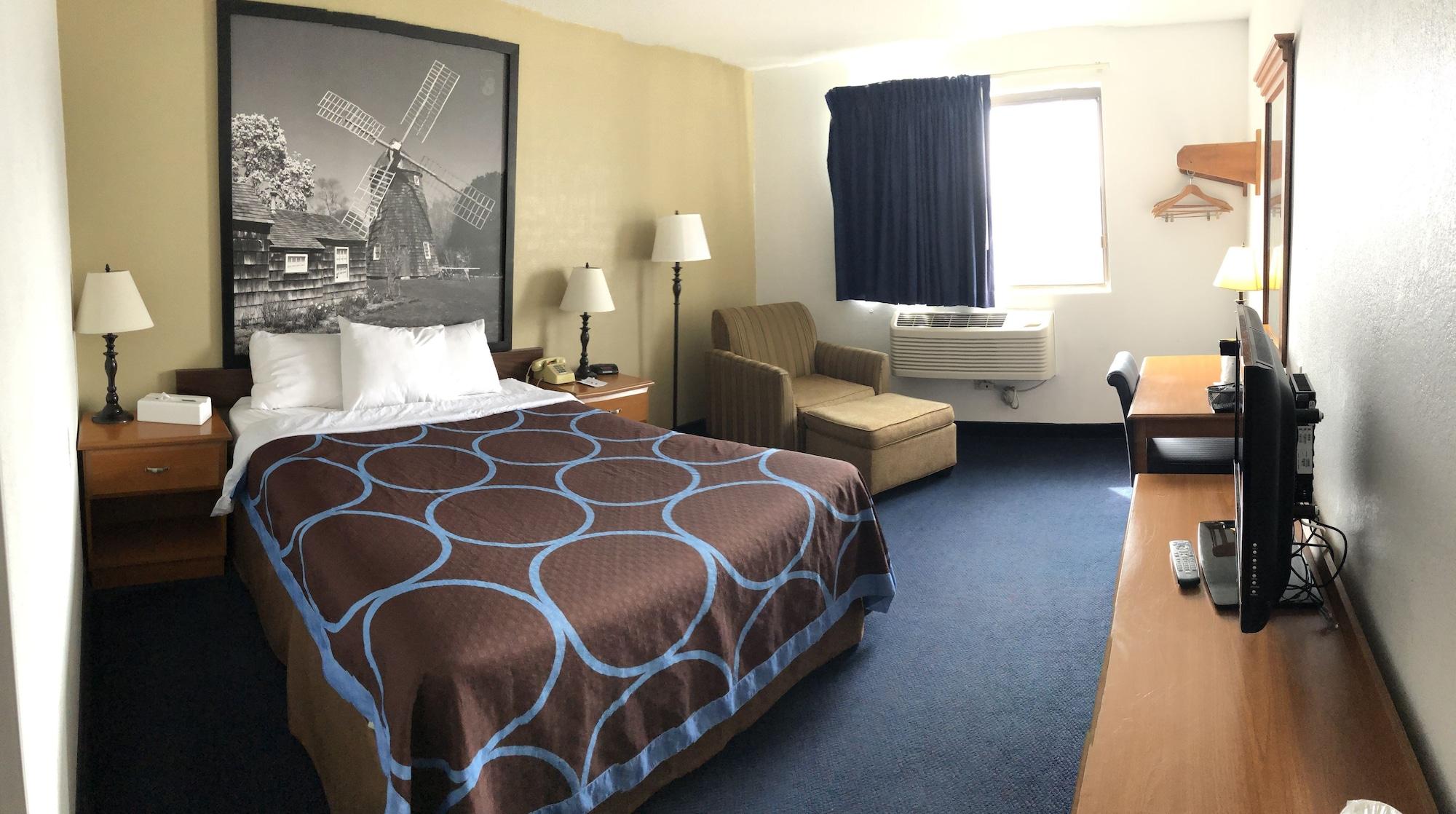Super 8 By Wyndham Montgomery Maybrook Luaran gambar