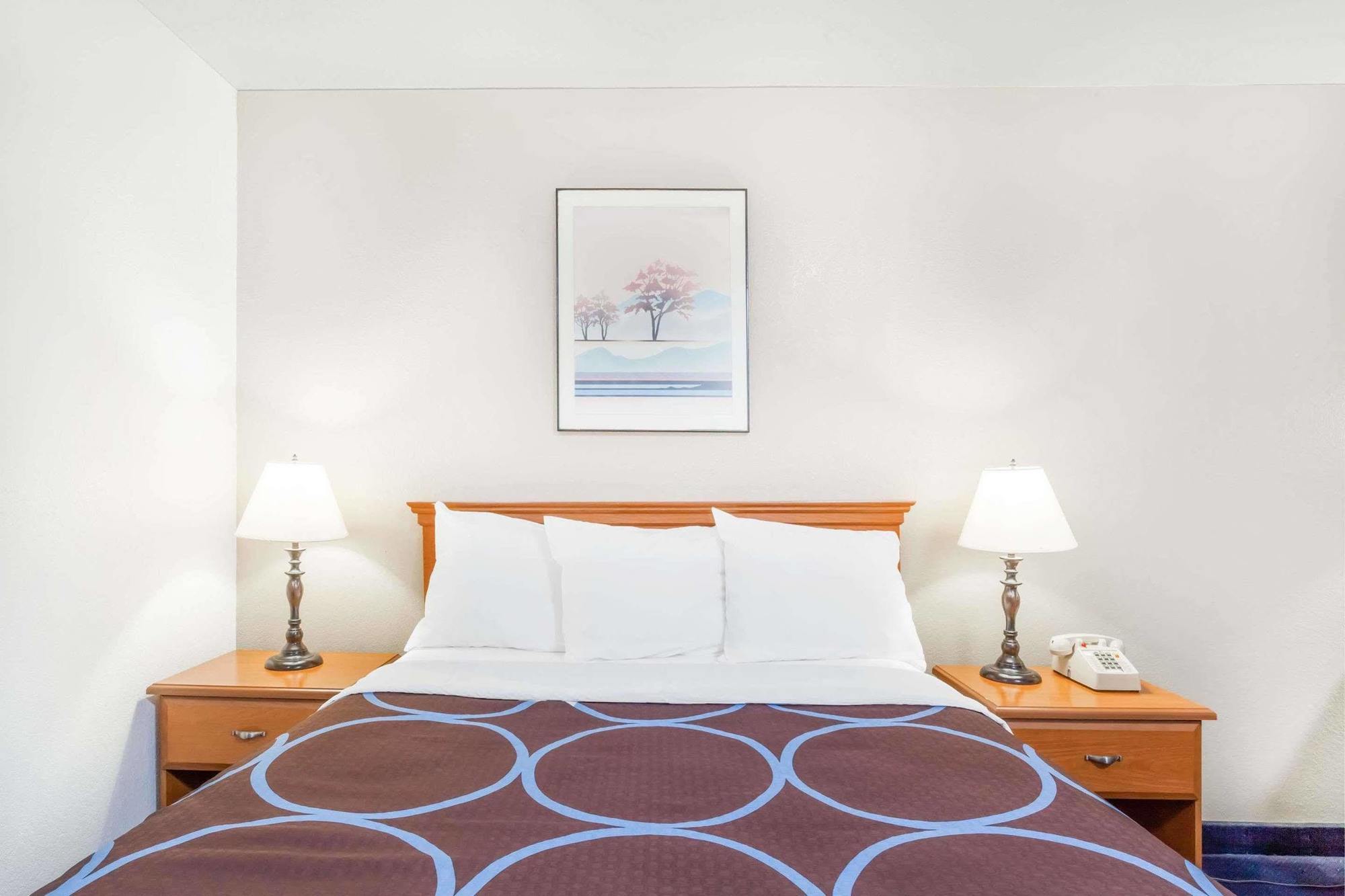 Super 8 By Wyndham Montgomery Maybrook Luaran gambar