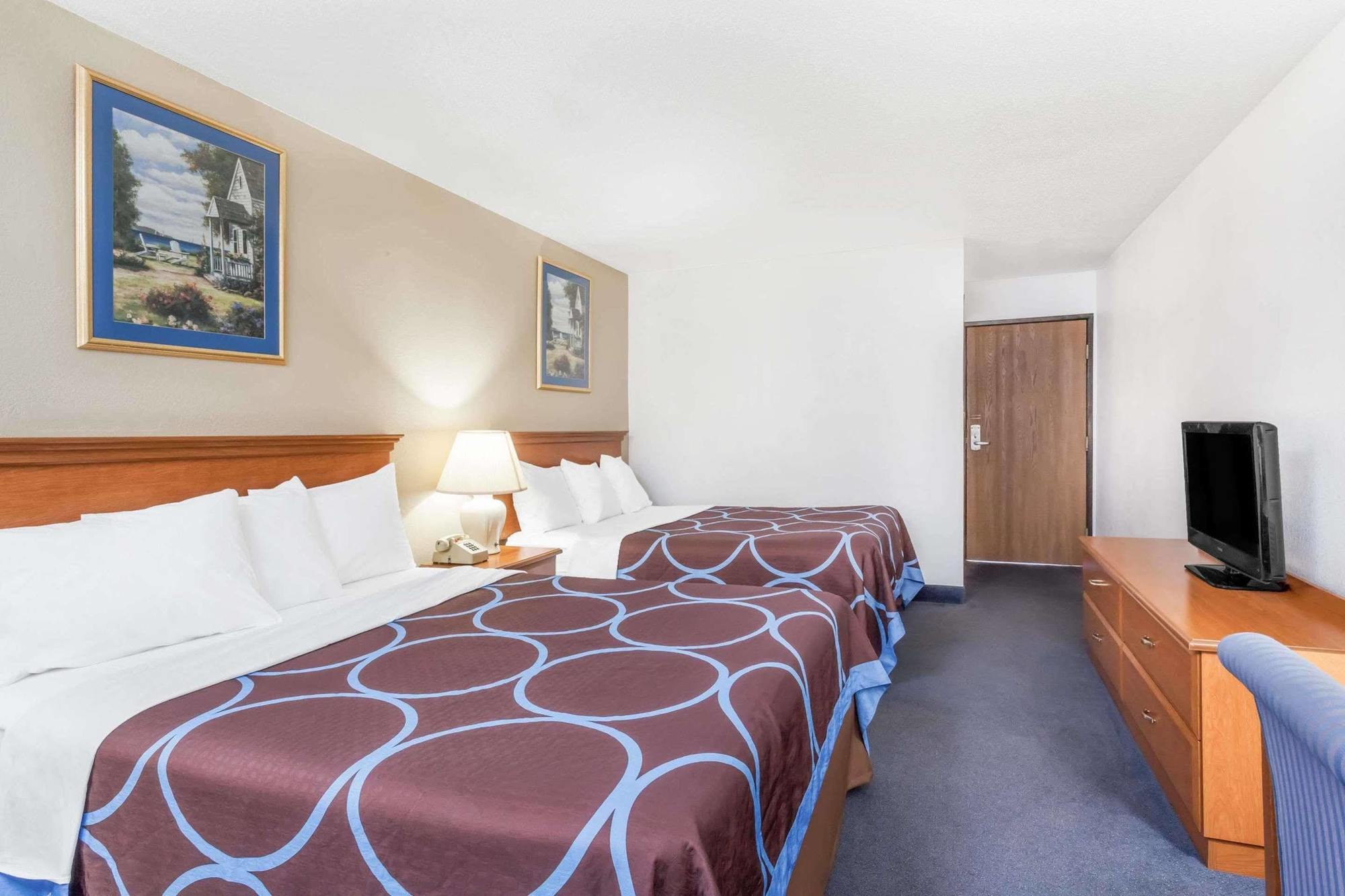 Super 8 By Wyndham Montgomery Maybrook Luaran gambar